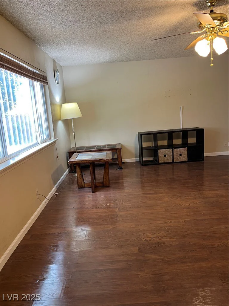 158 Greenbriar Townhouse, Las Vegas, NV 89121