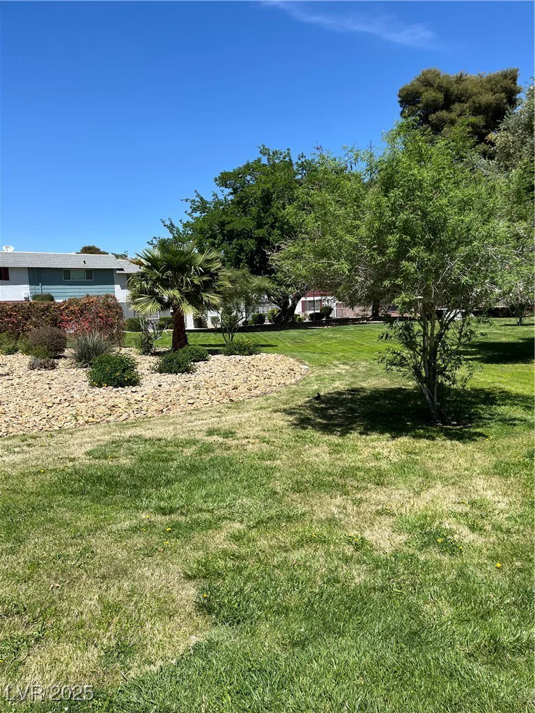 158 Greenbriar Townhouse, Las Vegas, NV 89121