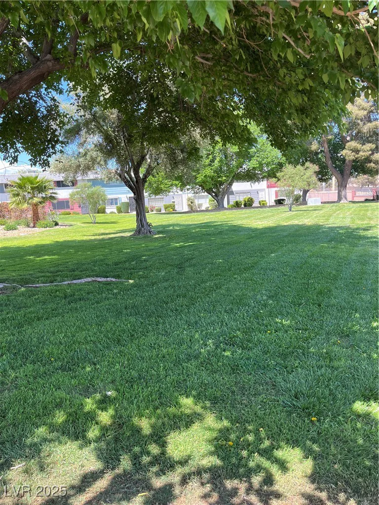 158 Greenbriar Townhouse, Las Vegas, NV 89121