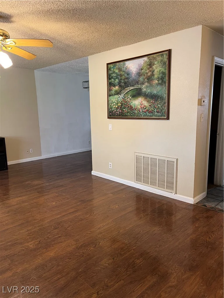 158 Greenbriar Townhouse, Las Vegas, NV 89121