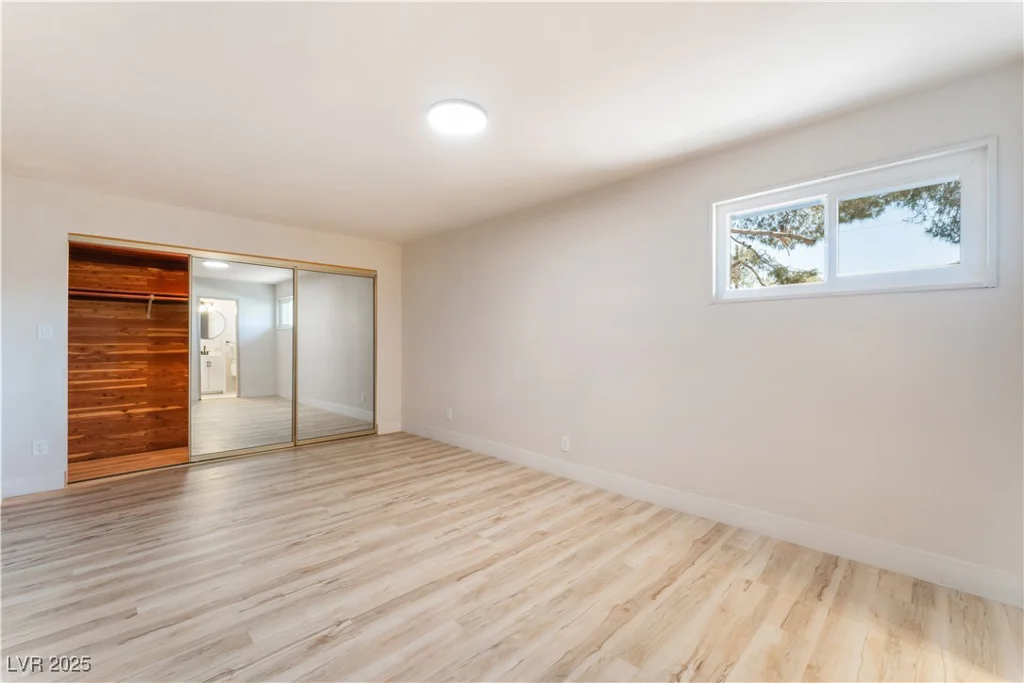 1202 Arrowhead, Las Vegas, NV 89106