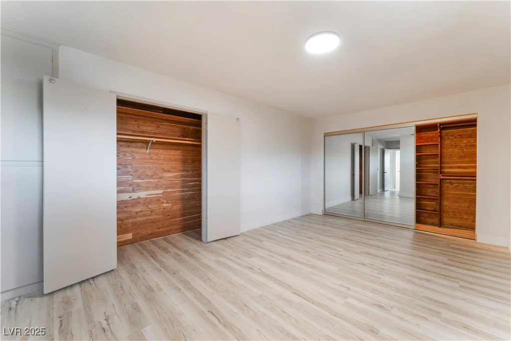 1202 Arrowhead, Las Vegas, NV 89106
