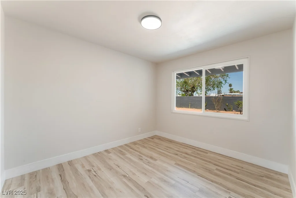 1202 Arrowhead, Las Vegas, NV 89106