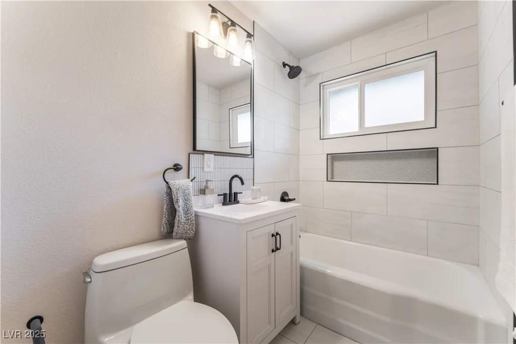 1202 Arrowhead, Las Vegas, NV 89106