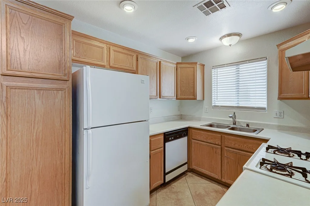 5588 Ness, Las Vegas, NV 89118