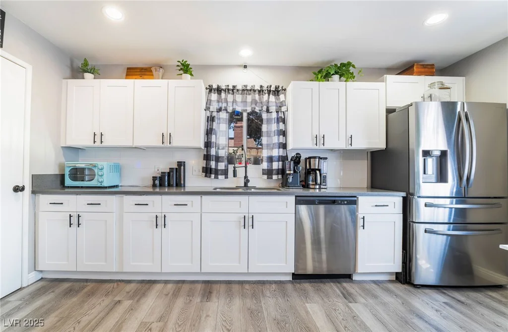 4786 San Rafael, Las Vegas, NV 89120