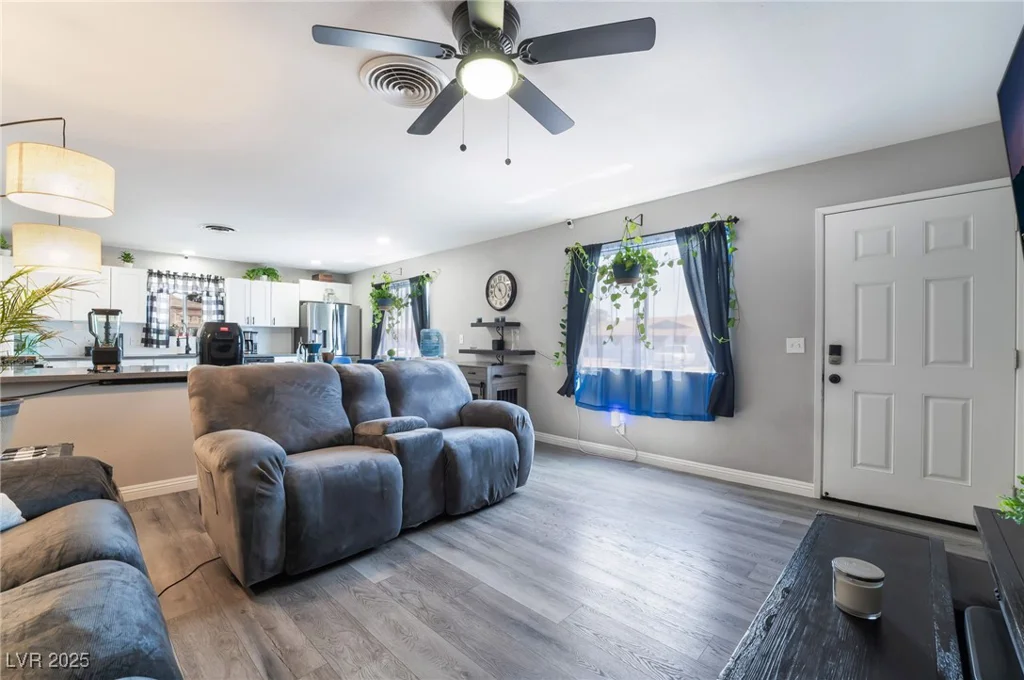 4786 San Rafael, Las Vegas, NV 89120