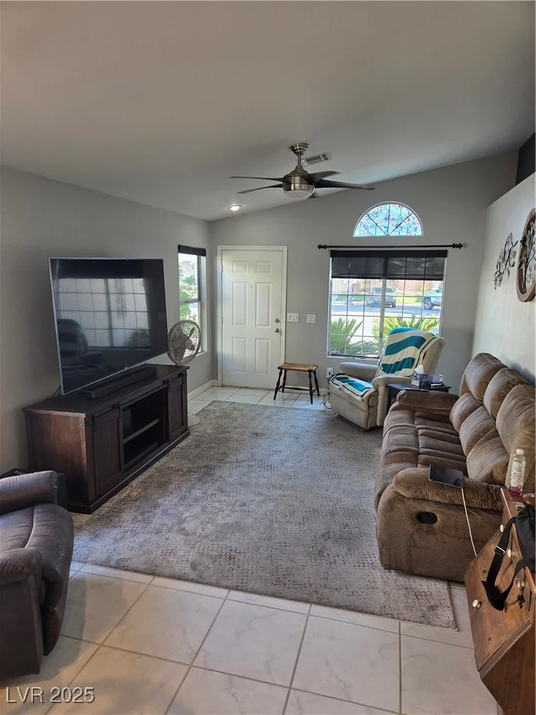7136 Overhill, Las Vegas, NV 89129
