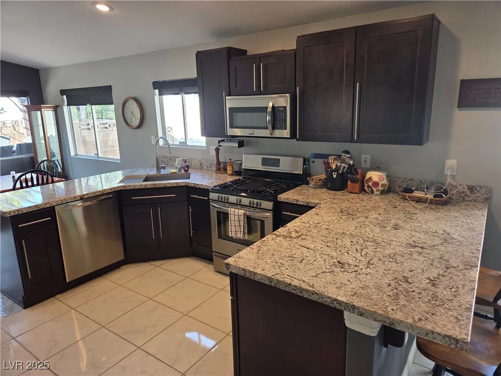 7136 Overhill, Las Vegas, NV 89129