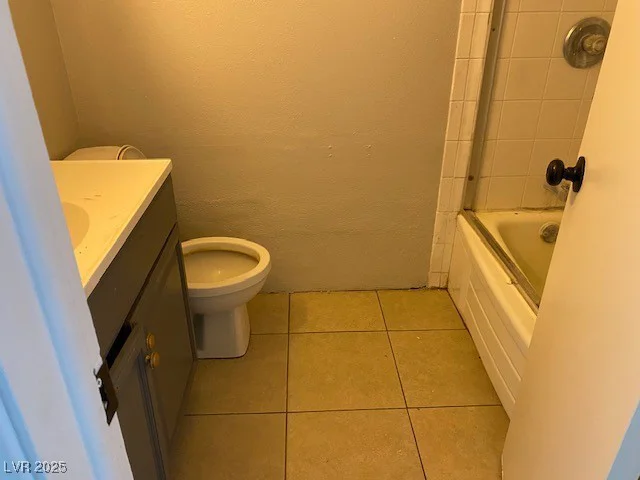 805 Slayton, Las Vegas, NV 89107