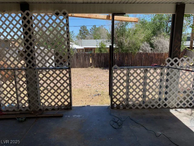 805 Slayton, Las Vegas, NV 89107