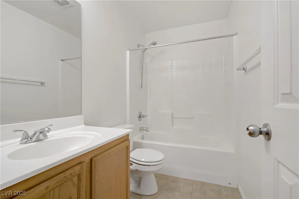 4972 Groveland, Las Vegas, NV 89139