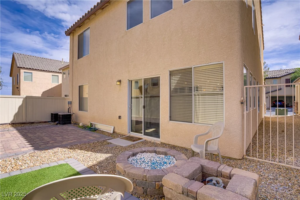 4972 Groveland, Las Vegas, NV 89139