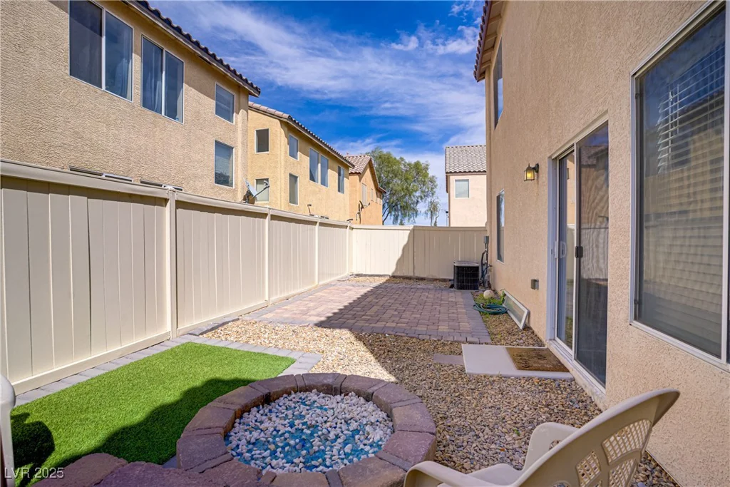 4972 Groveland, Las Vegas, NV 89139