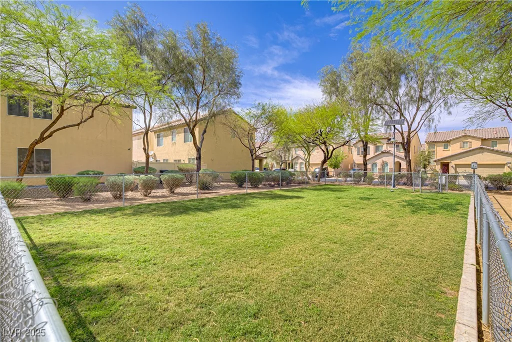 4972 Groveland, Las Vegas, NV 89139