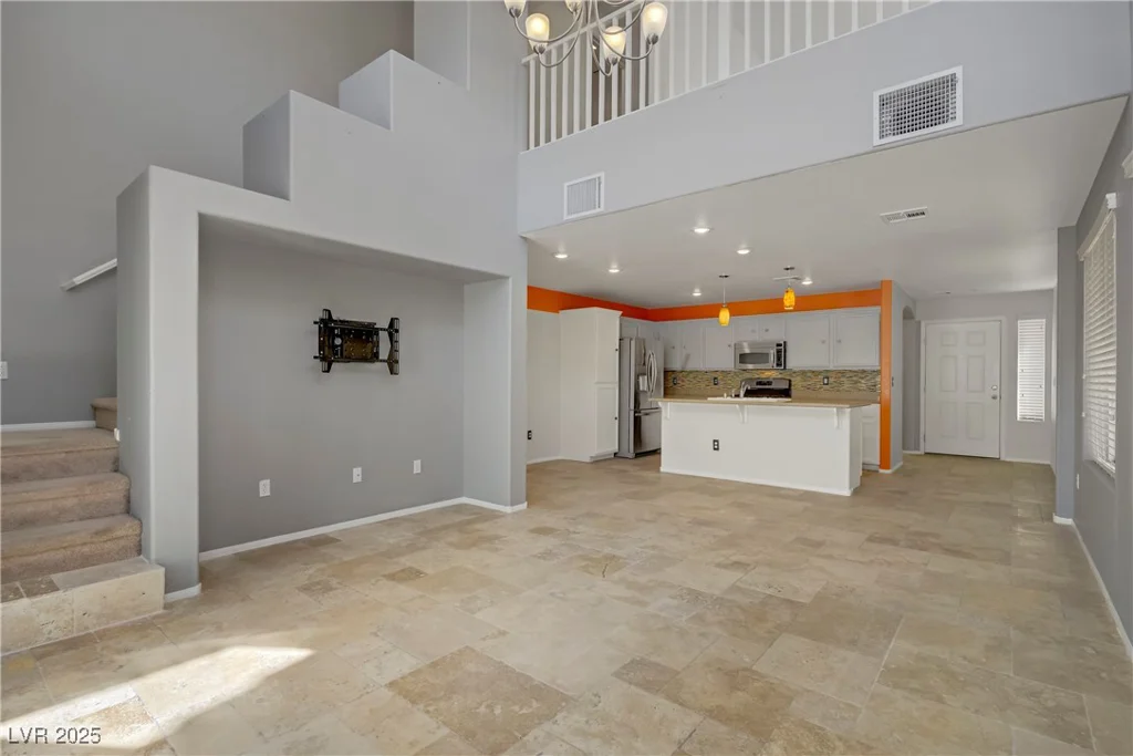 4972 Groveland, Las Vegas, NV 89139
