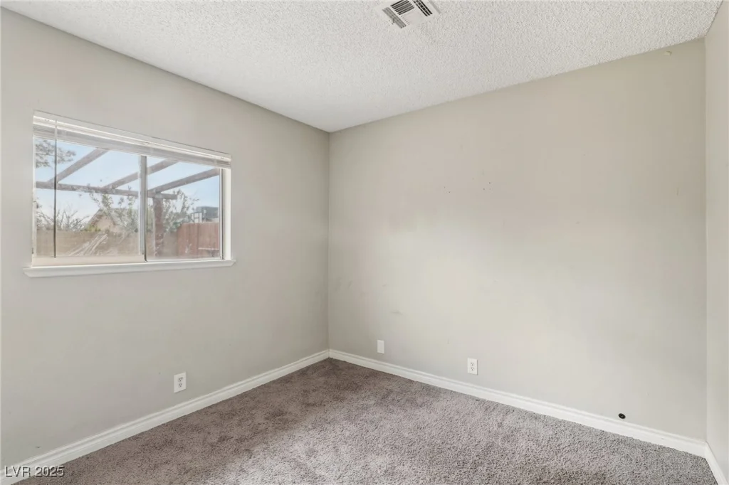 3701 Guinevere, Las Vegas, NV 89110