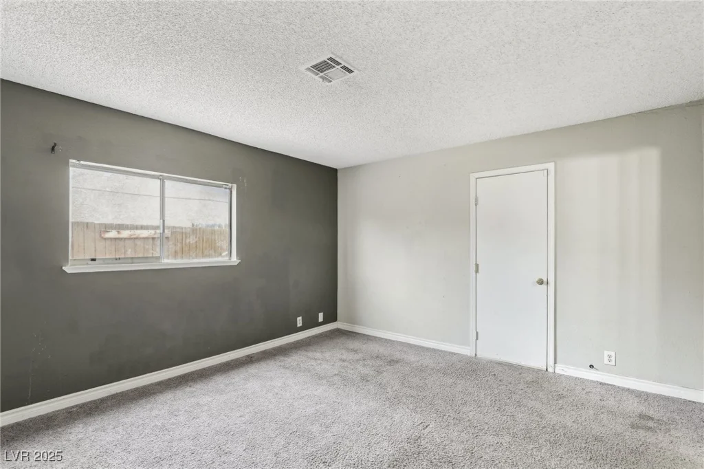 3701 Guinevere, Las Vegas, NV 89110