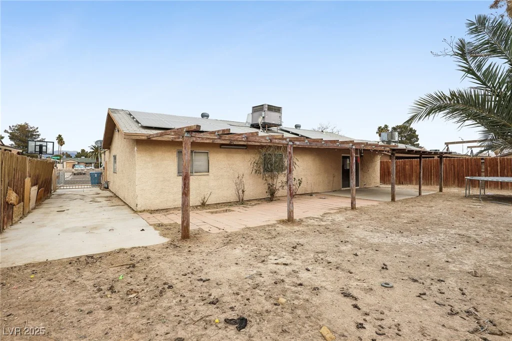 3701 Guinevere, Las Vegas, NV 89110