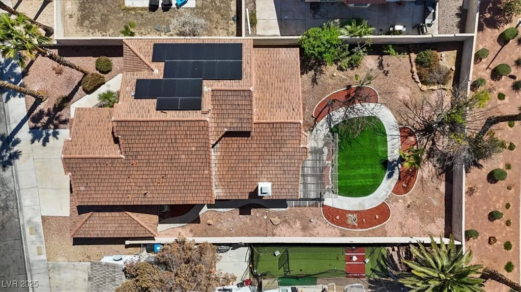 2505 Goldenmoon, Las Vegas, NV 89108