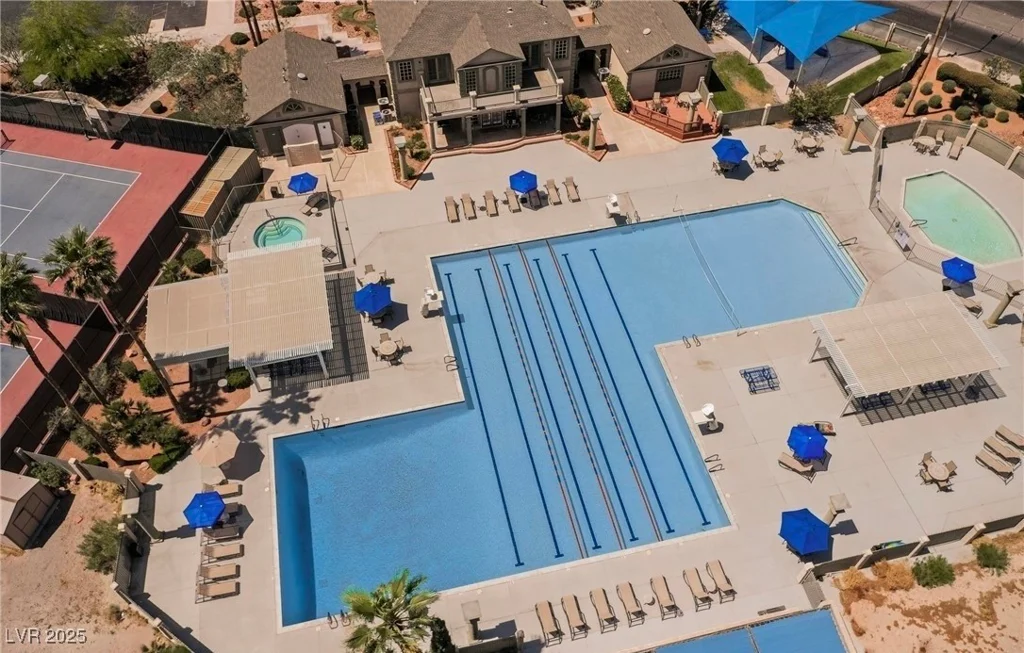 2505 Goldenmoon, Las Vegas, NV 89108