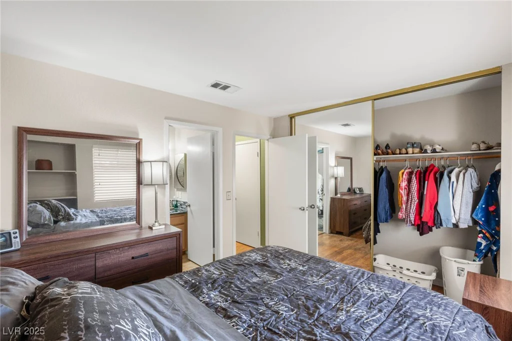 6750 Del Rey, Las Vegas, NV 89146