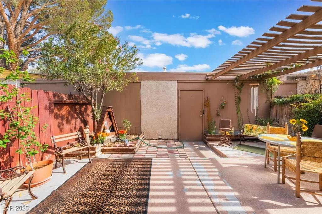 3328 Sagebrook, Las Vegas, NV 89121