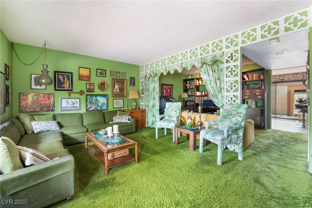 3328 Sagebrook, Las Vegas, NV 89121