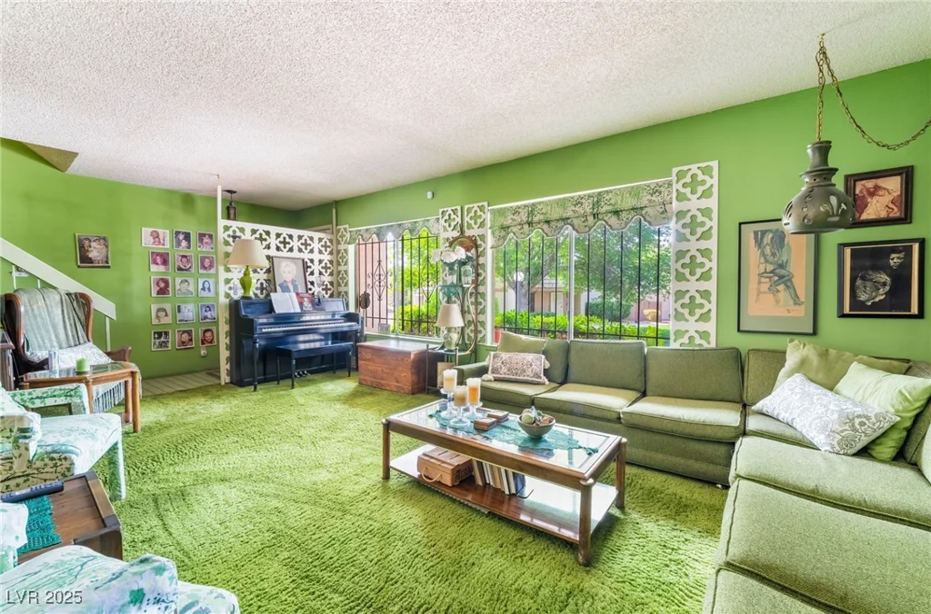 3328 Sagebrook, Las Vegas, NV 89121