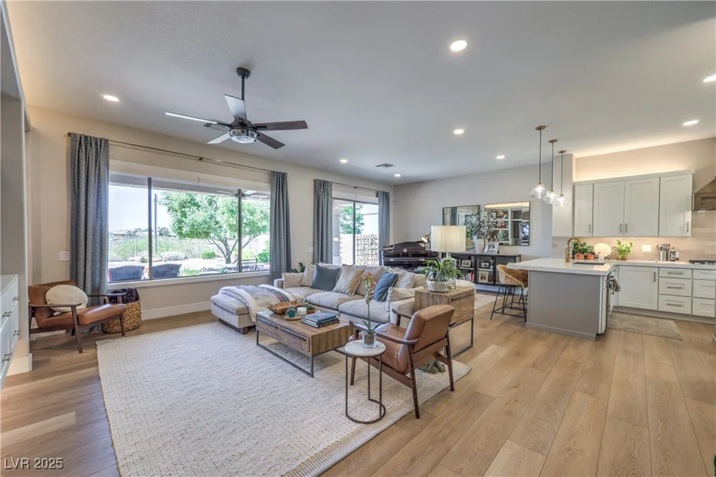 11 Braelinn, Henderson, NV 89052