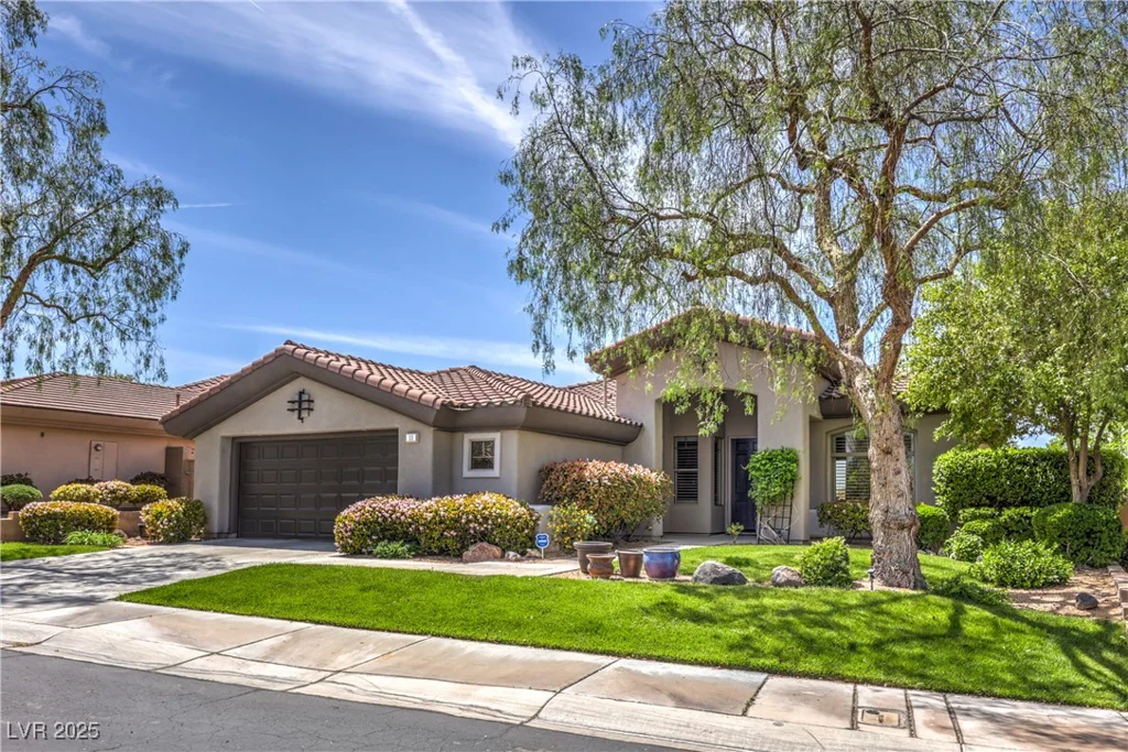 11 Braelinn, Henderson, NV 89052