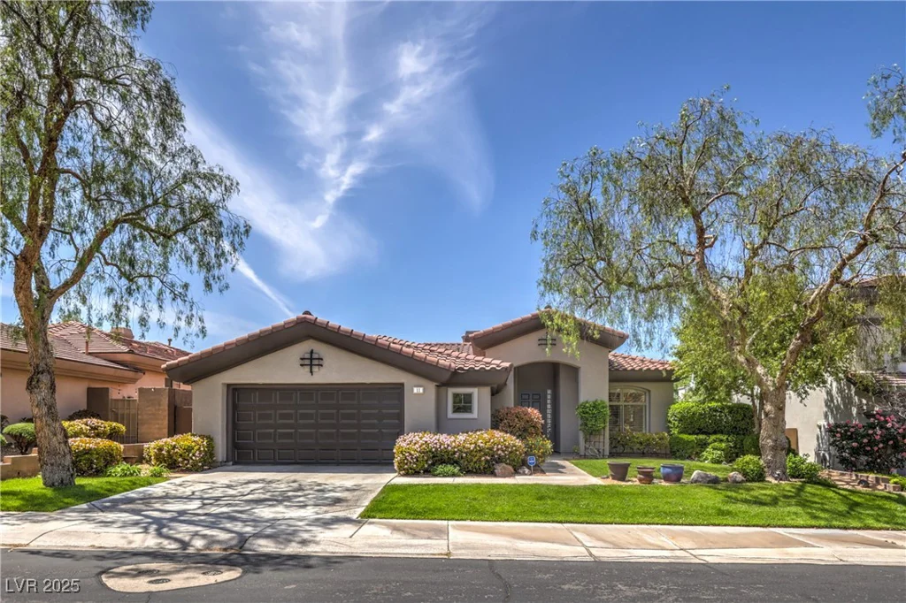 11 Braelinn, Henderson, NV 89052