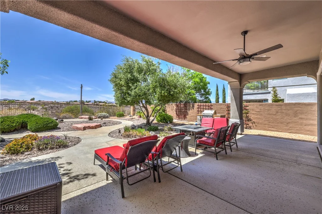 11 Braelinn, Henderson, NV 89052