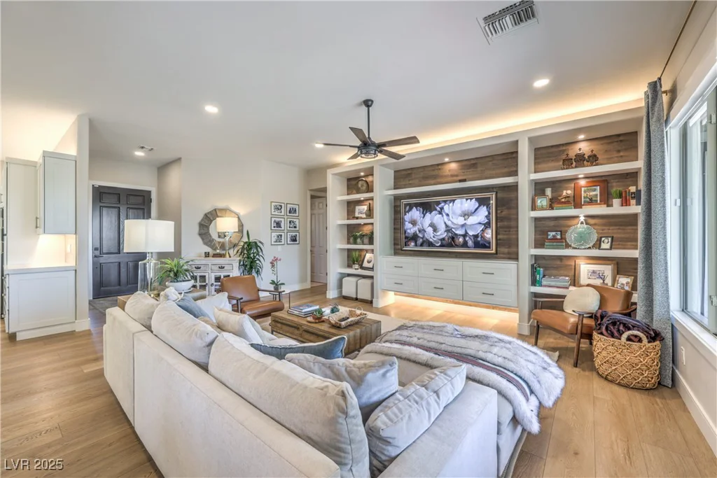 11 Braelinn, Henderson, NV 89052