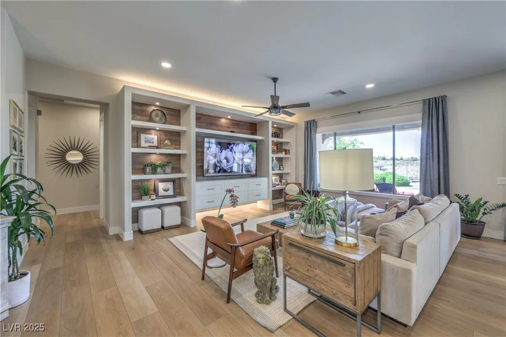 11 Braelinn, Henderson, NV 89052