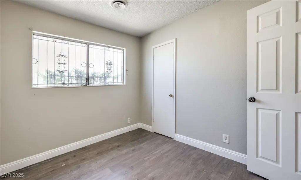 325 Ronald, Las Vegas, NV 89110