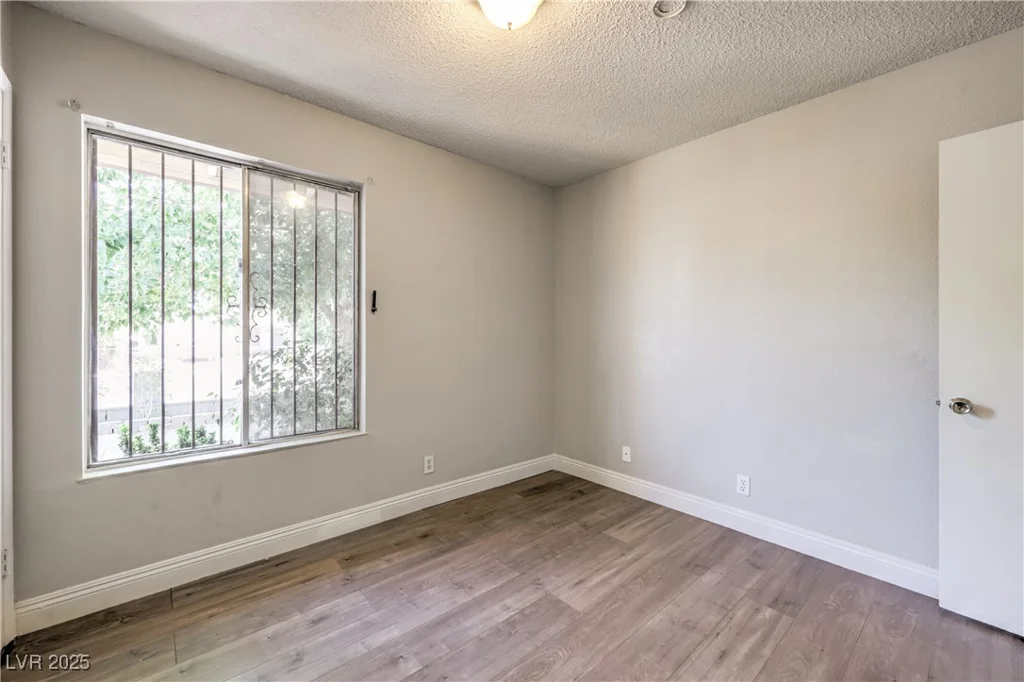 325 Ronald, Las Vegas, NV 89110