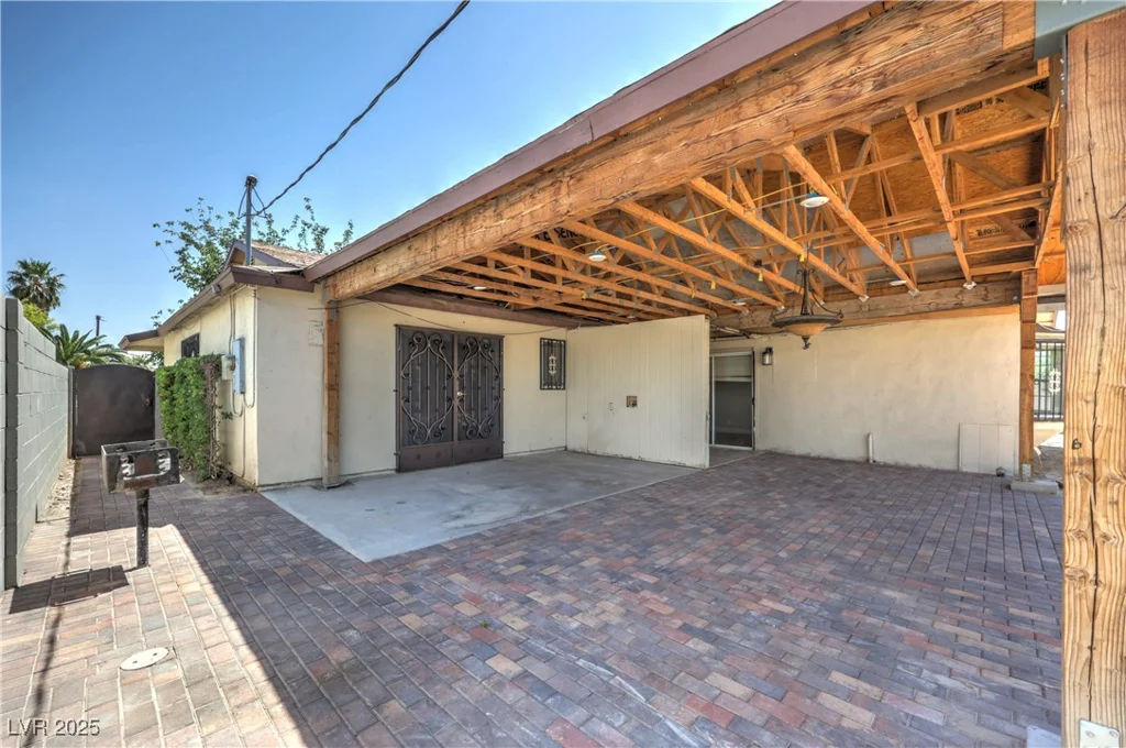 325 Ronald, Las Vegas, NV 89110