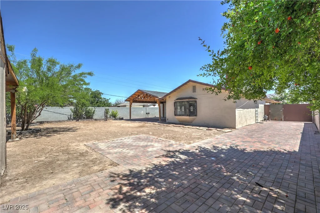 325 Ronald, Las Vegas, NV 89110