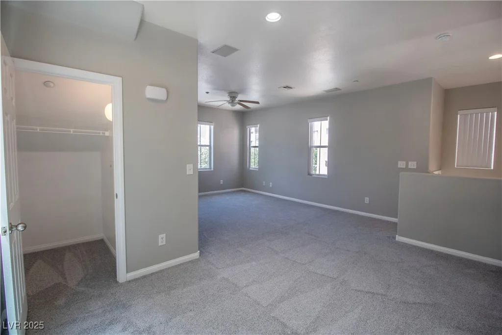 6652 Weeping Pine, Las Vegas, NV 89149