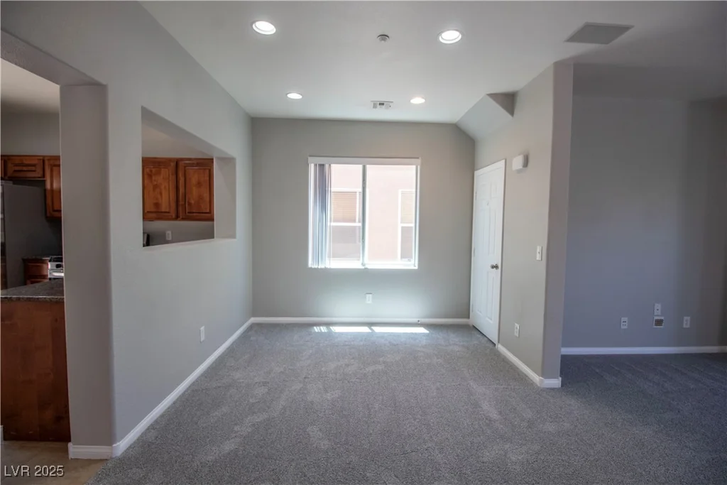 6652 Weeping Pine, Las Vegas, NV 89149