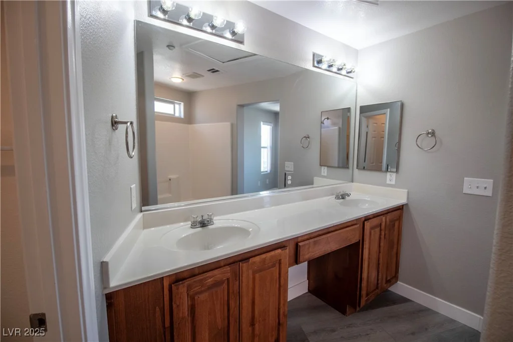 6652 Weeping Pine, Las Vegas, NV 89149