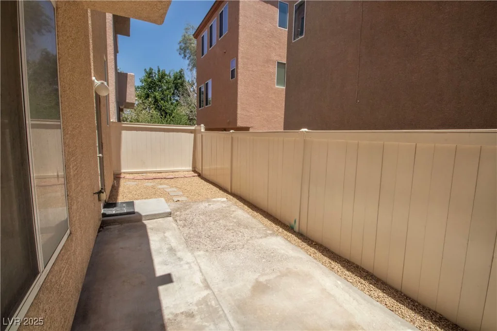6652 Weeping Pine, Las Vegas, NV 89149
