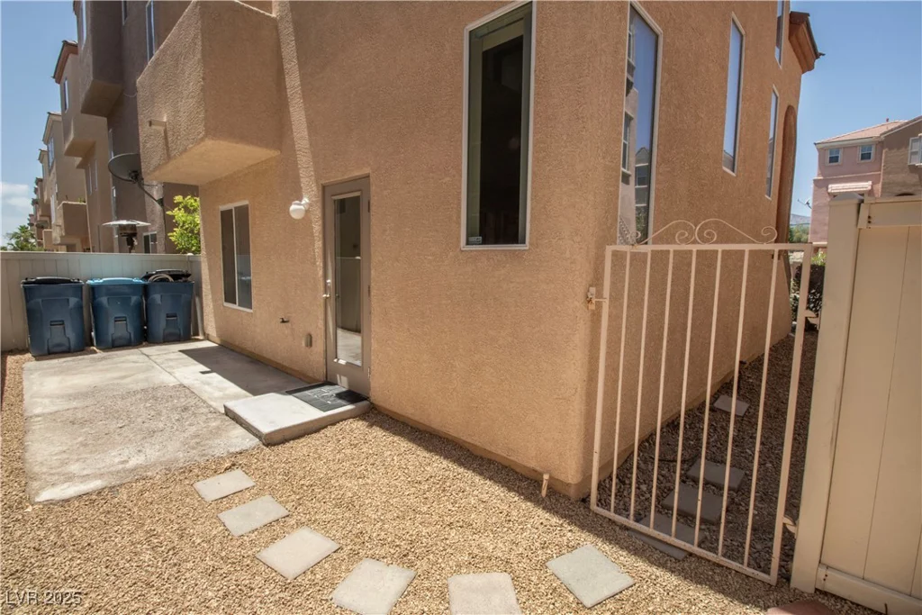 6652 Weeping Pine, Las Vegas, NV 89149