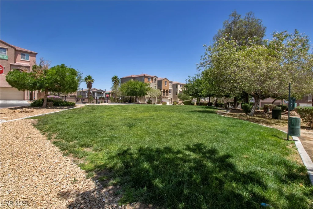 6652 Weeping Pine, Las Vegas, NV 89149