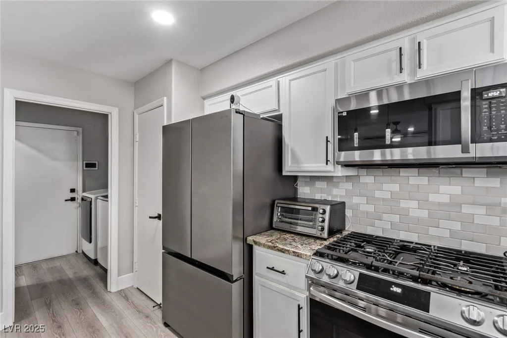 730 Peregrine Falcon, Henderson, NV 89015