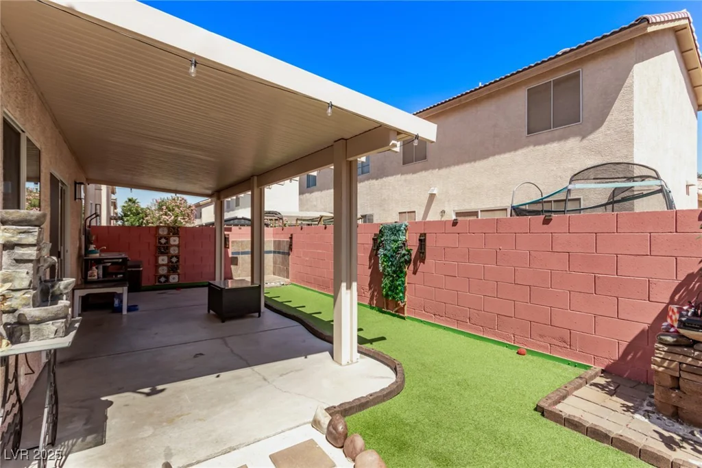730 Peregrine Falcon, Henderson, NV 89015