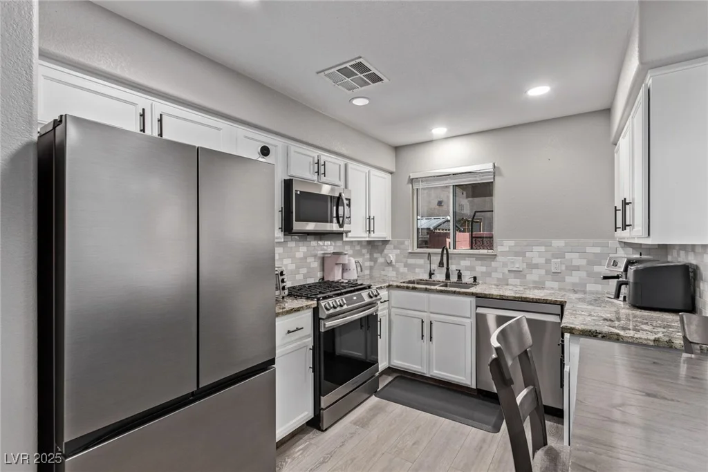 730 Peregrine Falcon, Henderson, NV 89015