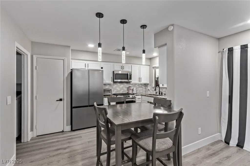 730 Peregrine Falcon, Henderson, NV 89015