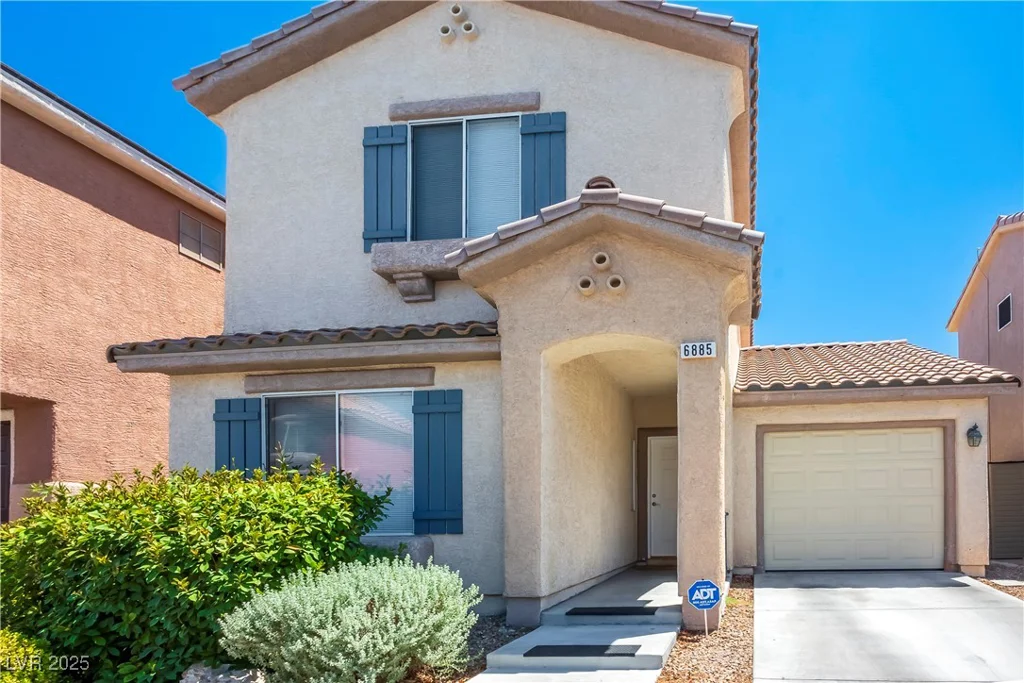 6885 Silver Eagle, Las Vegas, NV 89122